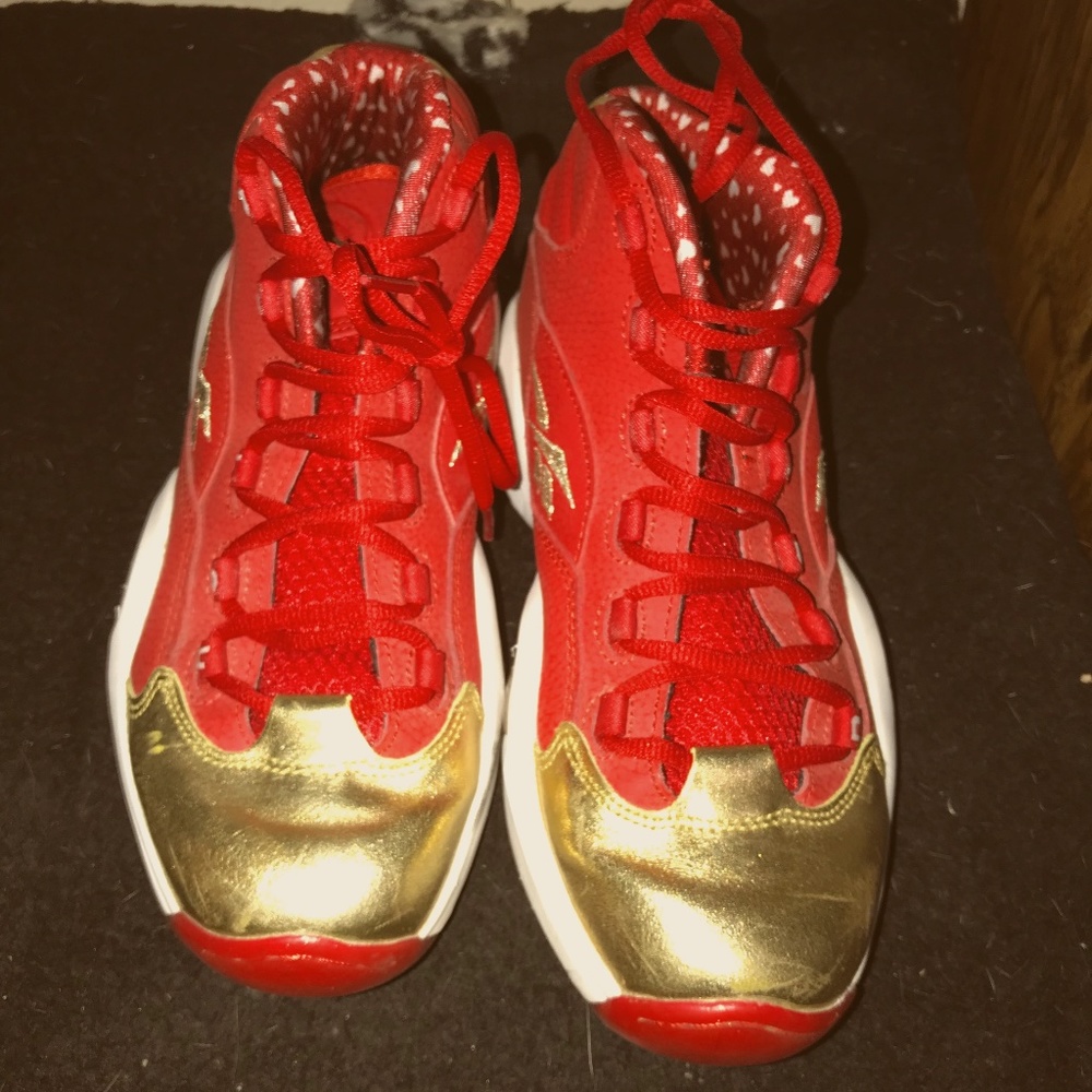 Reebok High Top Women's Size 7 Red/Gold/White